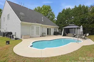 1103 Ross Brk Trce, York, SC 29745 - Photo 2