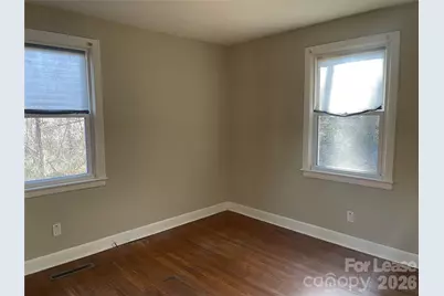 634 23rd Avenue NE, Hickory, NC 28601 - Photo 12