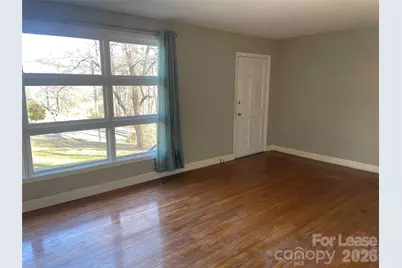 634 23rd Avenue NE, Hickory, NC 28601 - Photo 2
