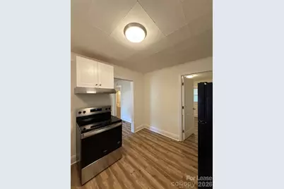 1907 E Elm Street, Gastonia, NC 28054 - Photo 6