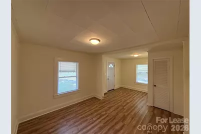 1907 E Elm Street, Gastonia, NC 28054 - Photo 2