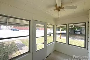 1907 E Elm St, Gastonia, NC 28054 - Photo 12
