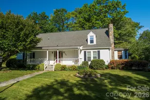132 Serenity Cir, Hendersonville, NC 28792 - Photo 2