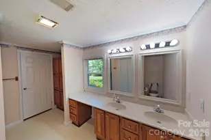 132 Serenity Cir, Hendersonville, NC 28792 - Photo 16