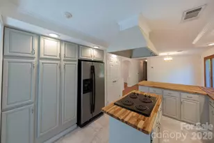 132 Serenity Cir, Hendersonville, NC 28792 - Photo 8