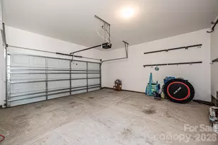 1809 Edgewater Dr NW, Conover, NC 28613 - Photo 10