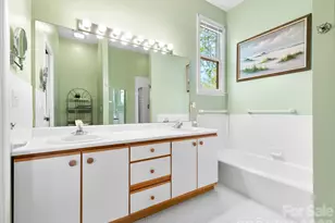 29 Tisha Ln, Hendersonville, NC 28739 - Photo 16