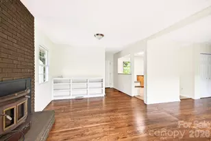 34 Wolfe Cove Rd, Asheville, NC 28804 - Photo 28