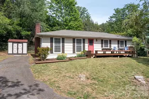 34 Wolfe Cove Rd, Asheville, NC 28804 - Photo 2
