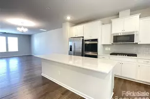 14051 Martin Hill Wy, Charlotte, NC 28277 - Photo 4