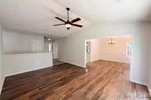 13622 Tynecastle Ln, Matthews, NC 28105 - Photo 6