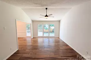 13622 Tynecastle Ln, Matthews, NC 28105 - Photo 6