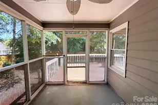 13622 Tynecastle Ln, Matthews, NC 28105 - Photo 18