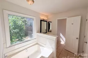 13622 Tynecastle Ln, Matthews, NC 28105 - Photo 12