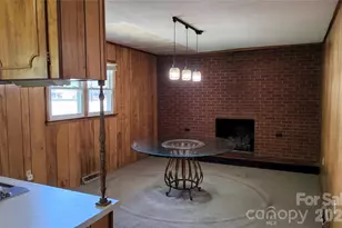 113 Kings Dr, Forest City, NC 28043 - Photo 8