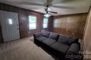 113 Kings Dr, Forest City, NC 28043 - Photo 14