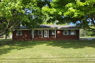113 Kings Dr, Forest City, NC 28043 - Photo 1