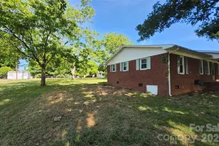 113 Kings Dr, Forest City, NC 28043 - Photo 30
