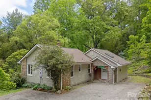 411 Patton Mountain Rd, Asheville, NC 28804 - Photo 1