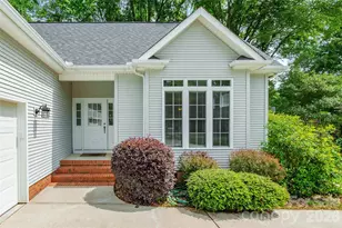 319 Cumbria Way, Rock Hill, SC 29732 - Photo 4