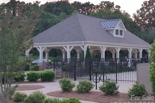 3206 Cheyney Park Dr, Charlotte, NC 28269 - Photo 38