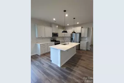 3206 Cheyney Park Drive, Charlotte, NC 28269 - Photo 1