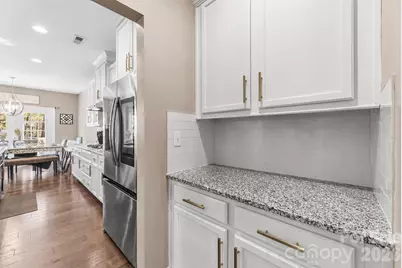 9527 Spurwig Court, Charlotte, NC 28278 - Photo 8