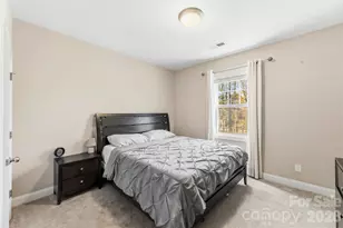 9527 Spurwig Ct, Charlotte, NC 28278 - Photo 16