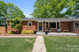 343 Oakview Park Rd, Asheville, NC 28803 - Photo 1