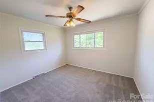 1508 W Colonial Dr, Salisbury, NC 28144 - Photo 8