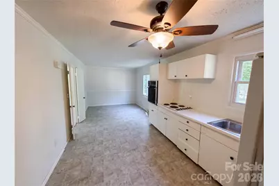 1508 W Colonial Drive, Salisbury, NC 28144 - Photo 6