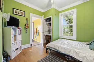 77 Pulliam St, Marion, NC 28752 - Photo 16