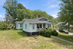 77 Pulliam St, Marion, NC 28752 - Photo 4
