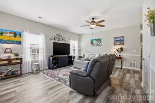 120 Elmwood Rd, Statesville, NC 28625 - Photo 12