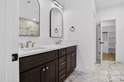 1315 Condon Street, Charlotte, NC 28216 - Photo 8