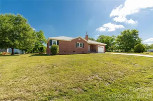 503 N Wylie St, Lancaster, SC 29720 - Photo 2