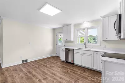 503 N Wylie Street, Lancaster, SC 29720 - Photo 6
