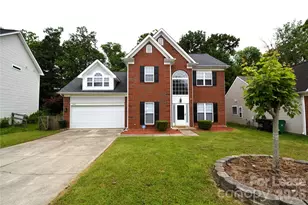 5842 Shining Oak Ln, Charlotte, NC 28269 - Photo 1