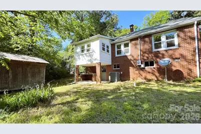 205 Sunrise Avenue, Mount Gilead, NC 27306 - Photo 4