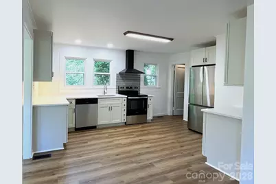 205 Sunrise Avenue, Mount Gilead, NC 27306 - Photo 10