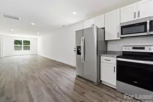 2753 34th St Pl NE, Hickory, NC 28601 - Photo 16