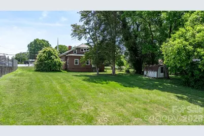 207 W Main Street, Maiden, NC 28650 - Photo 38