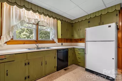 207 W Main Street, Maiden, NC 28650 - Photo 14