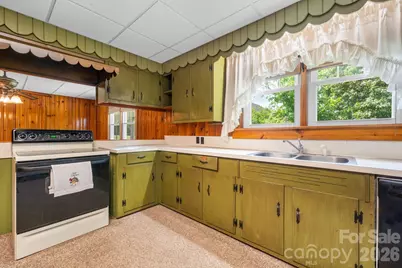 207 W Main Street, Maiden, NC 28650 - Photo 12