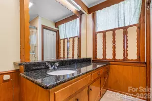 207 W Main St, Maiden, NC 28650 - Photo 20