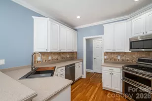122 Maple View Dr, Troutman, NC 28166 - Photo 12