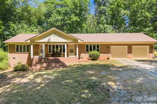 3426 Driftwood Dr, Gastonia, NC 28056 - Photo 4