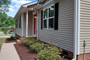 3400 New Hampshire Dr, Charlotte, NC 28227 - Photo 2