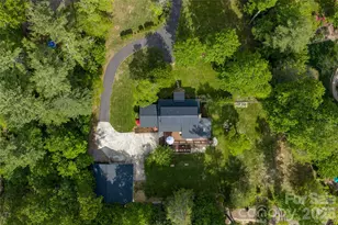 19 Chipping Green Dr, Arden, NC 28704 - Photo 2