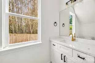 1944 Purser Dr, Charlotte, NC 28215 - Photo 12
